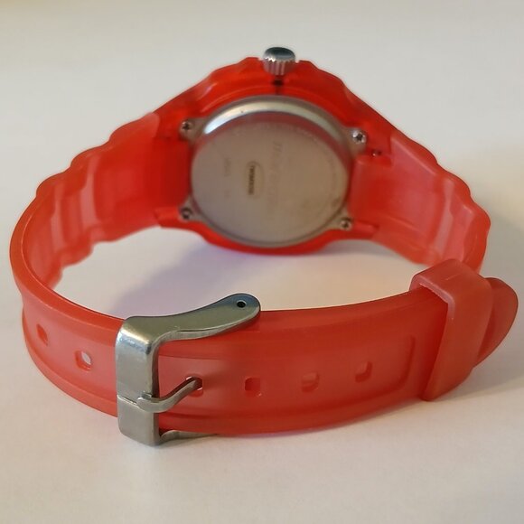 Timex Marathon Ladies Red Analog Watch WR 50M TW5M06500 - Picture 2 of 12